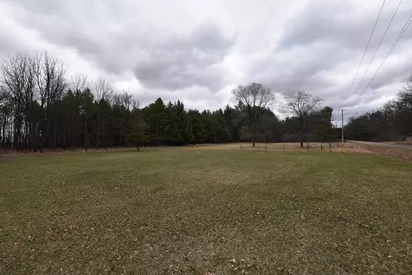 Hancock, WI 54966,W13052 BEECHNUT AVENUE