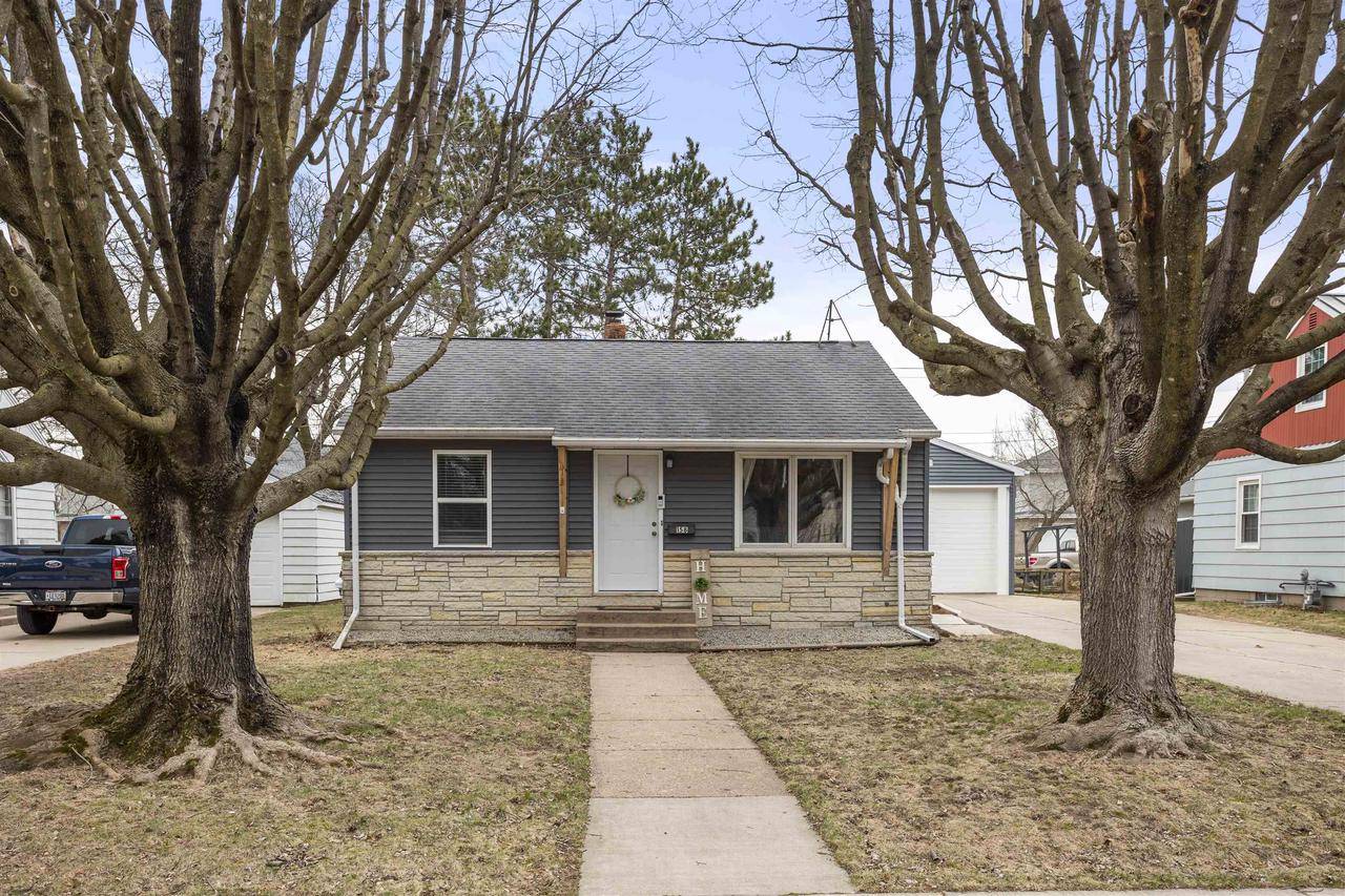 158 ROBERT STREET, Clintonville, WI 54929