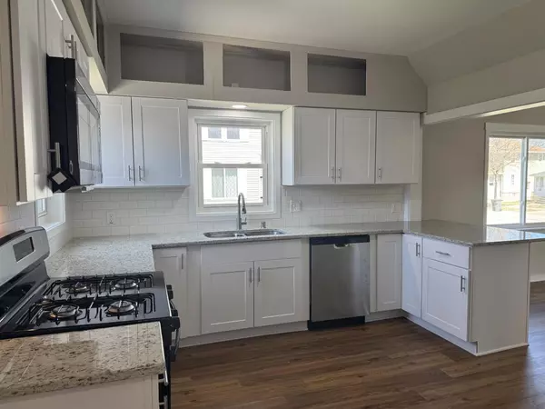 North Fond Du Lac, WI 54937,1011 MICHIGAN AVENUE