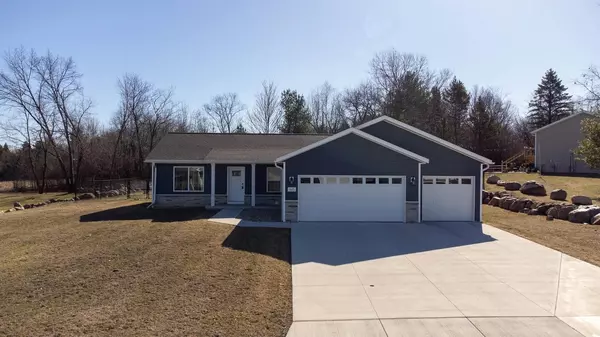 1625 ROTARY STREET, Waupaca, WI 54981