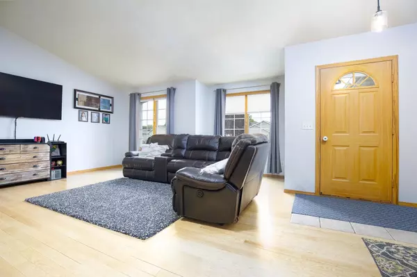 Menasha, WI 54952,1225 CHELSEA COURT