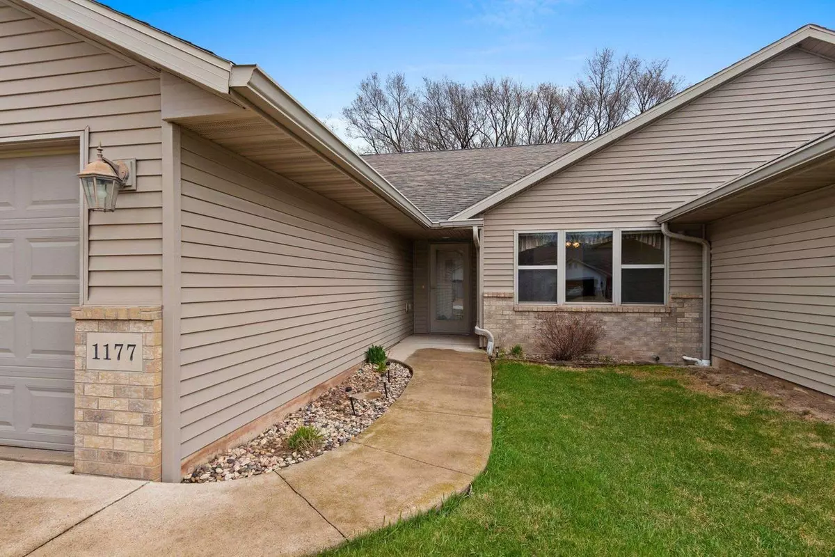 Menasha, WI 54952,1177 BLAKES WAY