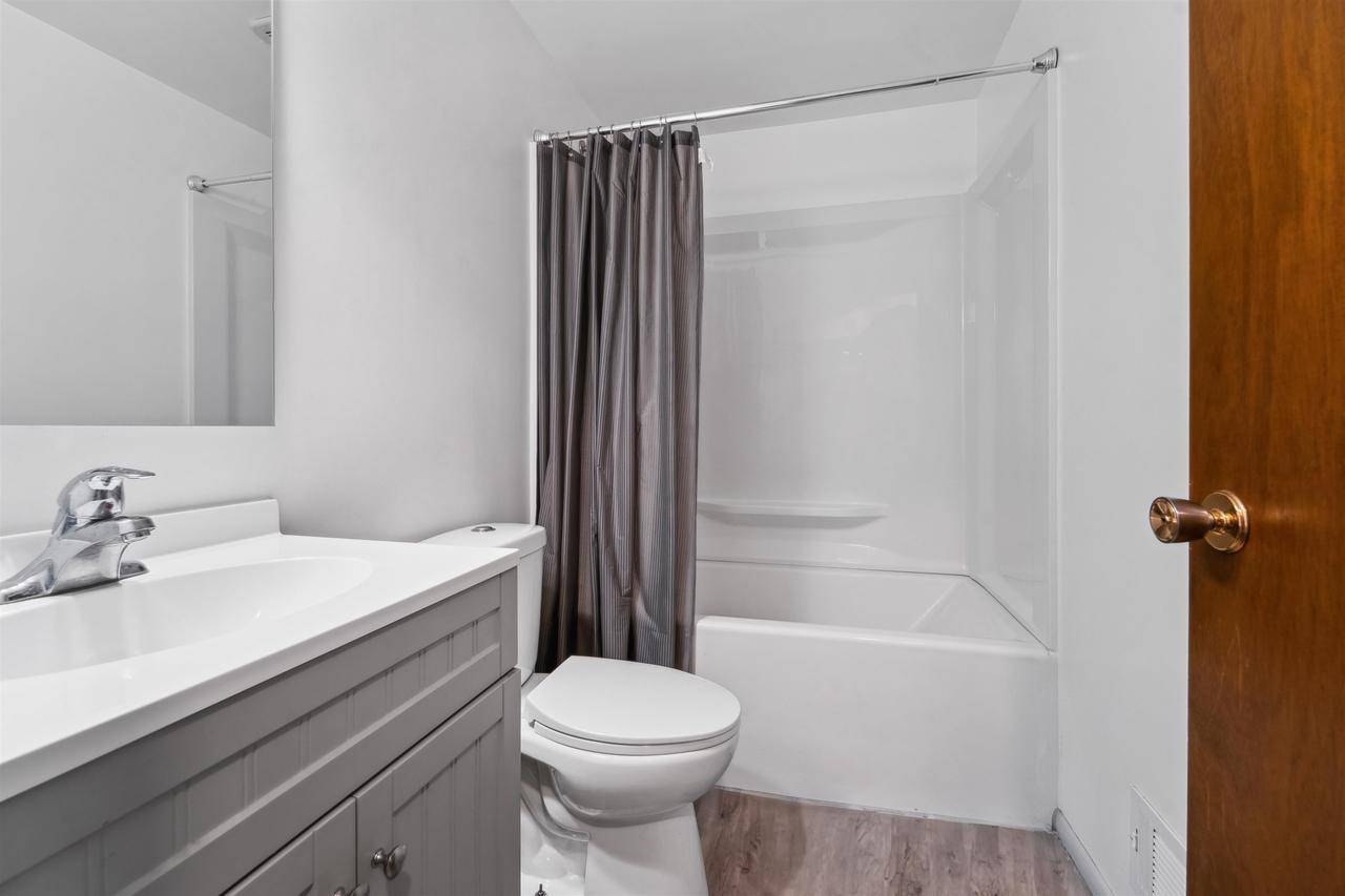 Kimberly, WI 54136,1419 W 4TH STREET