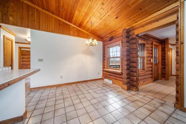 Menasha, WI 54952,N8687 FIRELANE 7