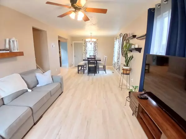 Kimberly, WI 54136,360 PINE STREET