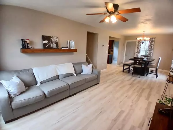 Kimberly, WI 54136,360 PINE STREET