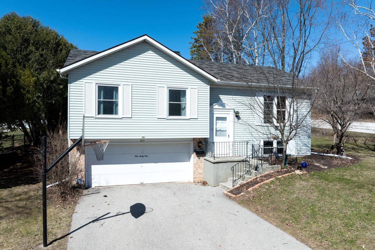 141 N 9TH PLACE, Sturgeon Bay, WI 54235