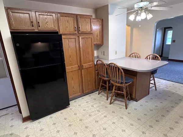 Clintonville, WI 54929,43 13TH STREET