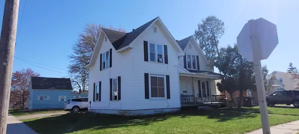 New London, WI 54961,214 E WASHINGTON STREET