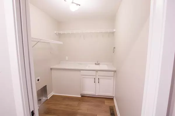 Fond Du Lac, WI 54937,316 TWILIGHT TRAIL