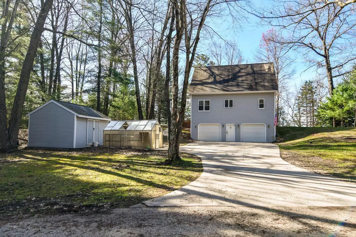 Oconto Falls, WI 54154,6615 BIRCHWOOD SHORES LANE