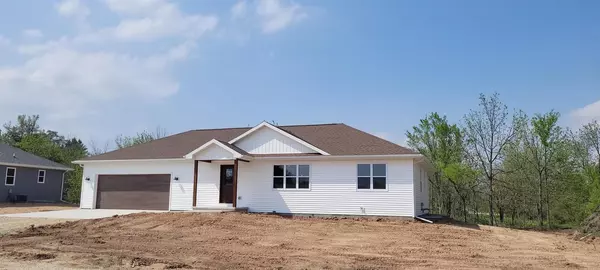 New London, WI 54961,629 DOUGLAS STREET