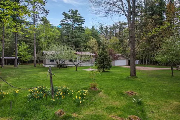 Menominee, MI 49858,N2414 M-3 DRIVE