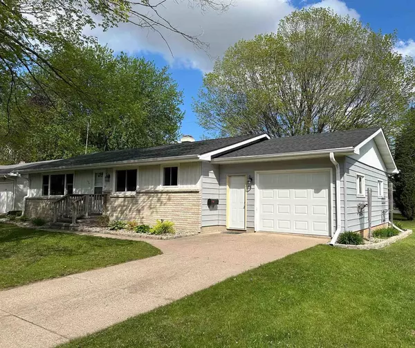 Clintonville, WI 54929,174 MCKINLEY AVENUE