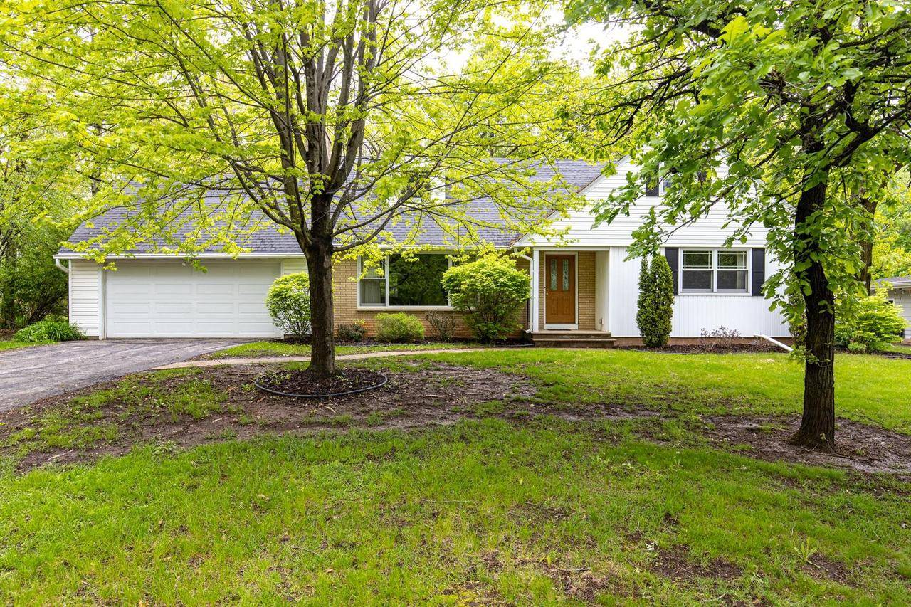 2948 WITZEL AVENUE, Oshkosh, WI 54904