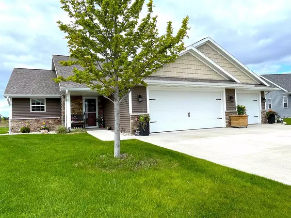 834 SHARON LANE, Pulaski, WI 54162