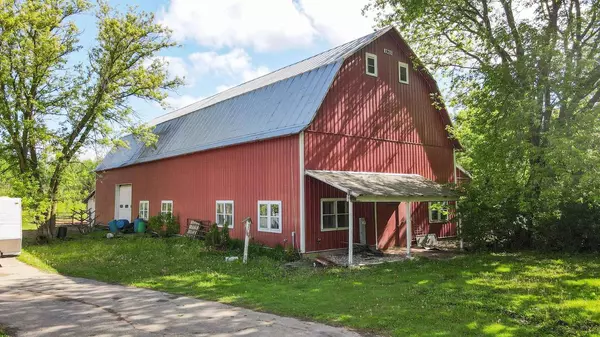 Weyauwega, WI 54983,E5380 US HIGHWAY 10