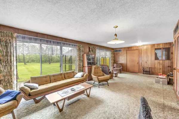 Winneconne, WI 54986,127 N 7TH STREET