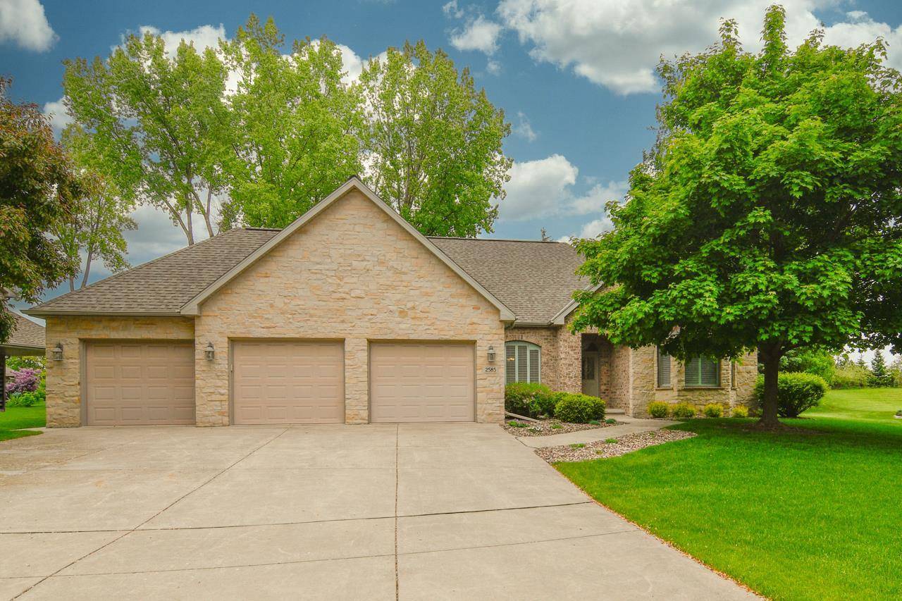2585 REMINGTON COURT, Green Bay, WI 54302