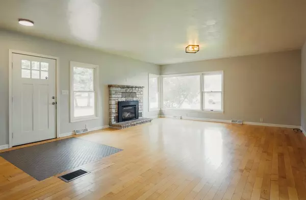 Fond Du Lac, WI 54935,85 N RESERVE AVENUE