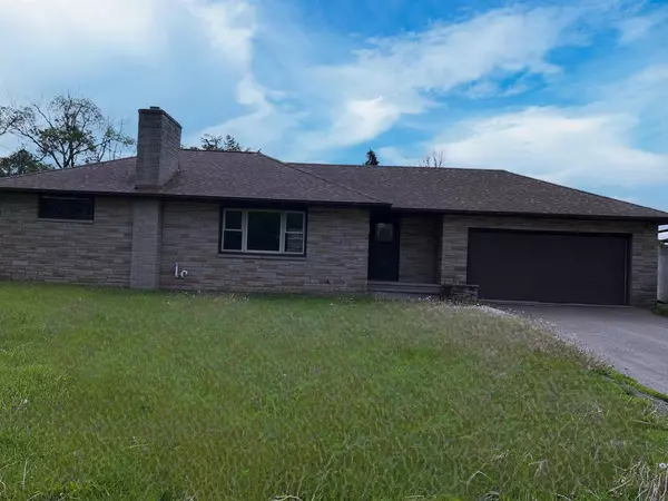 965 APPLETON ROAD, Menasha, WI 54952