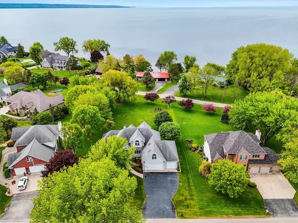 Menasha, WI 54915,W5883 AUGUSTA PLACE