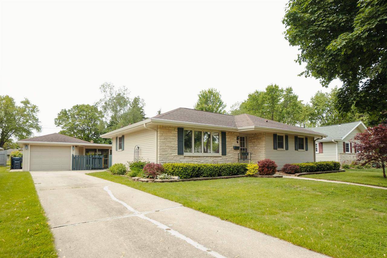 Fond Du Lac, WI 54935,33 N ST JOSEPHS LANE