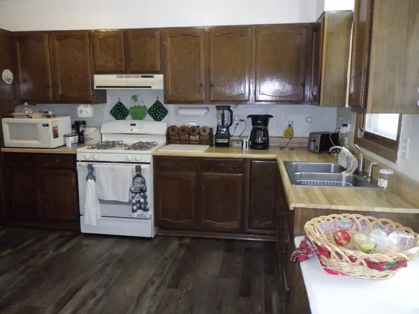 Clintonville, WI 54929,25 N CLINTON AVENUE