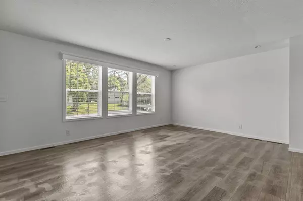 Neenah, WI 54956,856 RIVERLAWN STREET