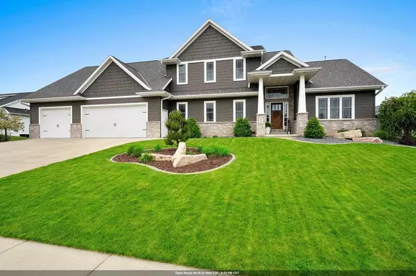 2636 MOOSE CREEK TRAIL, Green Bay, WI 54313