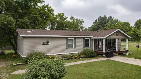 703 ST LAWRENCE STREET, Ogdensburg, WI 54962