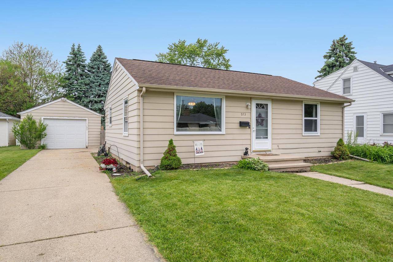 Neenah, WI 54956,973 GROVE STREET