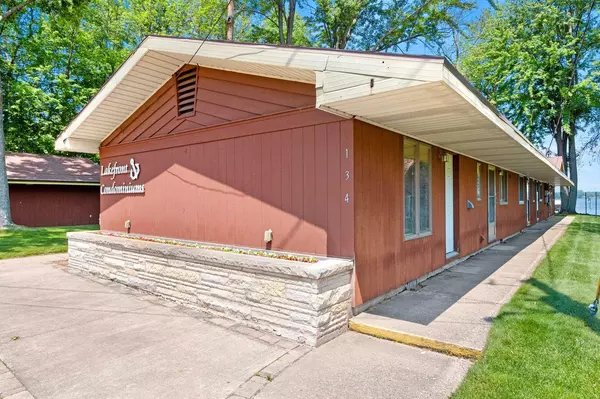 W4392 CRYSTAL DRIVE, Cecil, WI 54111