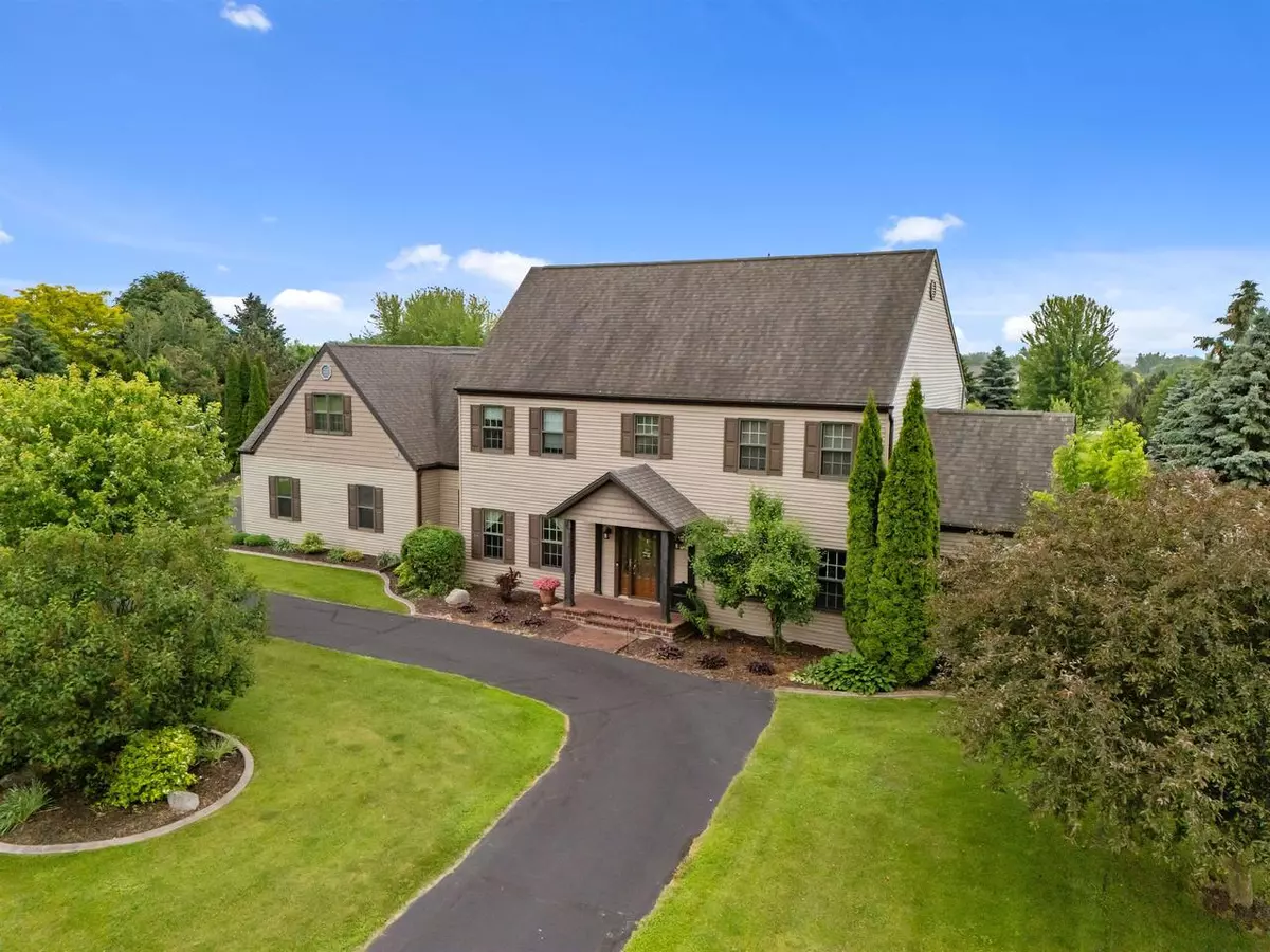 Winneconne, WI 54986,5193 HIGH POINTE DRIVE