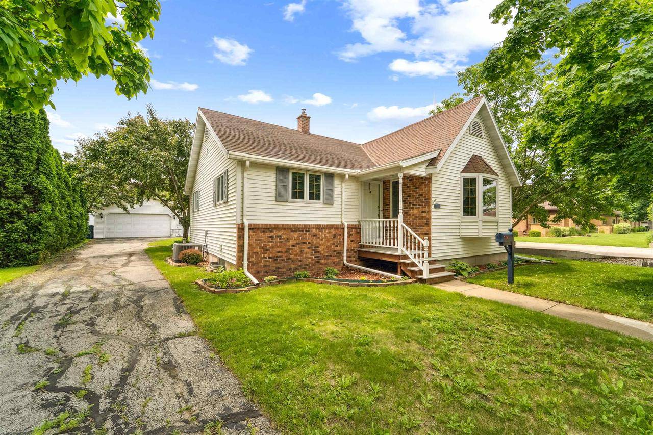 600 FOREST AVENUE, Fond Du Lac, WI 54935