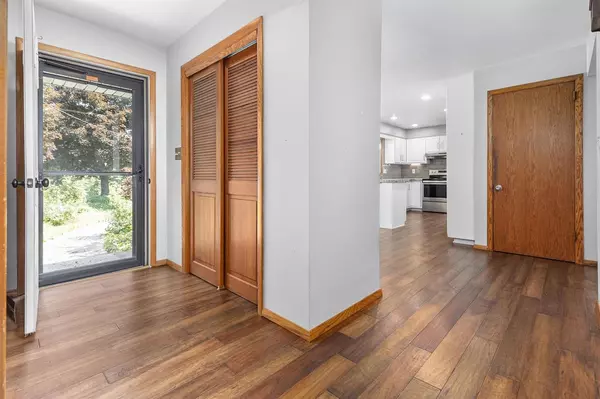 Hortonville, WI 54944,W8553 HICKORY COURT