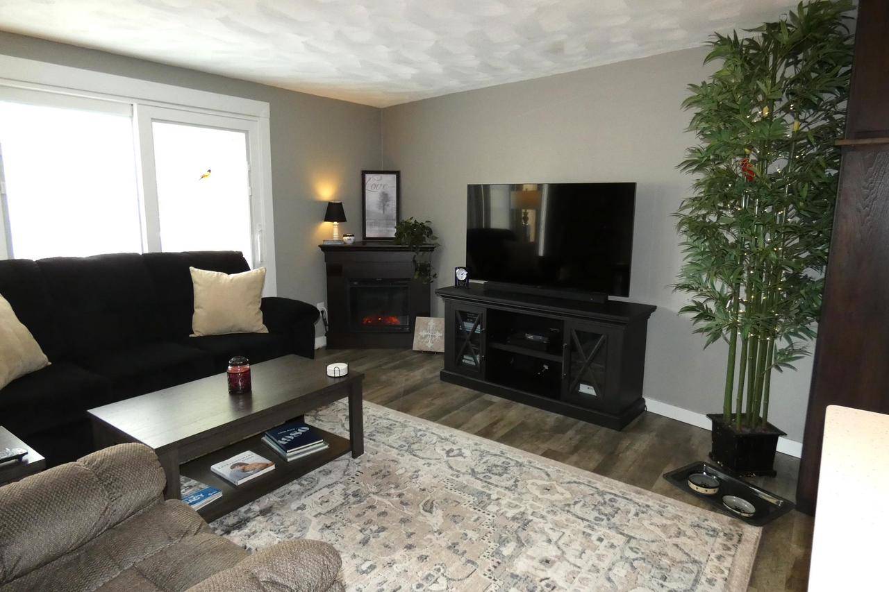 Appleton, WI 54914,4545 W PINE STREET #L