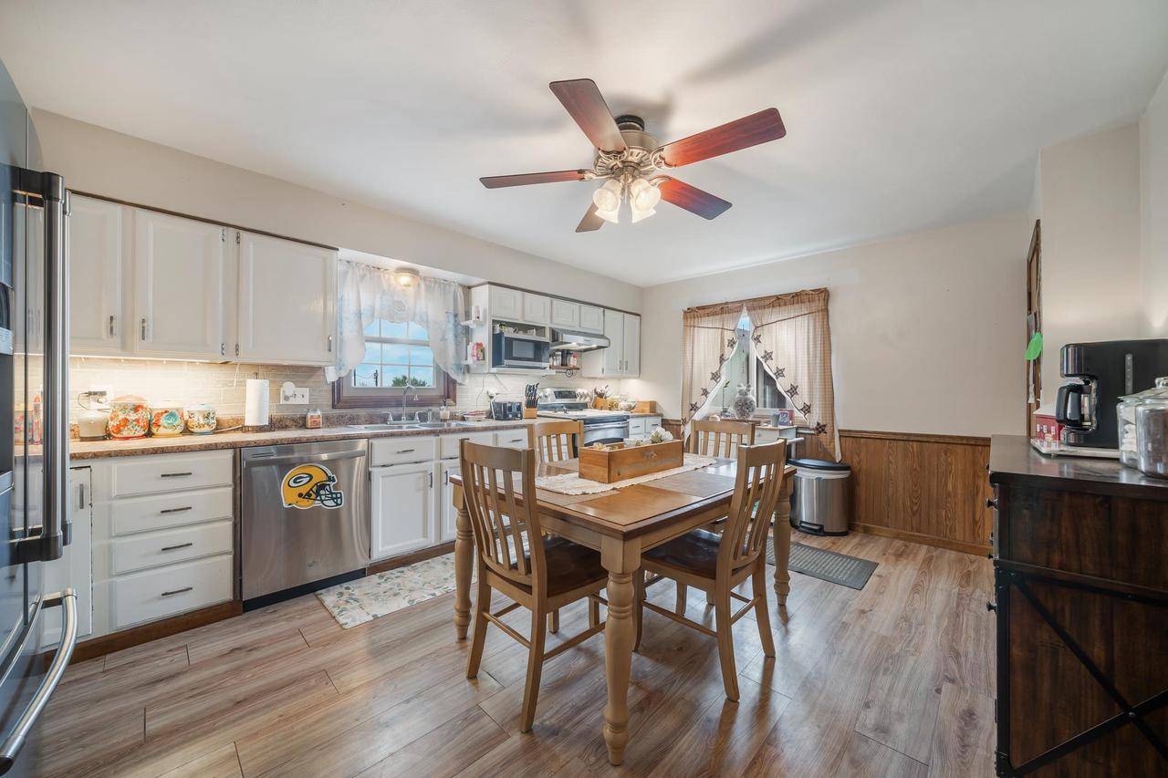 Hortonville, WI 54944,W8749 HUNTERS ROAD