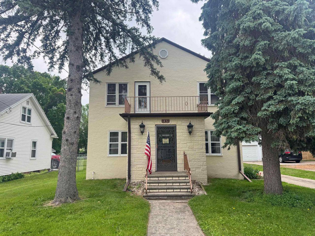 1231 SHAWANO AVENUE, Green Bay, WI 54303