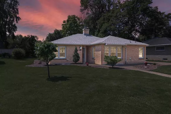 Menasha, WI 54952,721 KEYES STREET