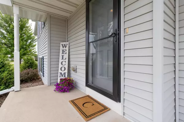 Kaukauna, WI 54130,2137 OLDE COUNTRY CIRCLE