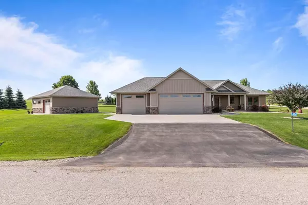 Hortonville, WI 54944,W7535 CROSS COUNTRY LANE