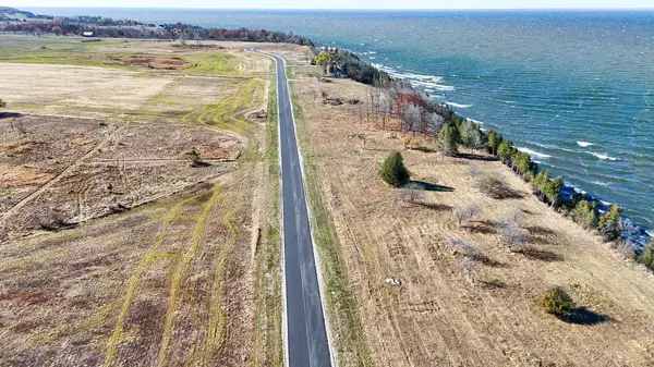 Sturgeon Bay, WI 54235,DEBROUX COURT