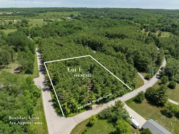 BAY SHORE HEIGHTS CIRCLE, Sturgeon Bay, WI 54235