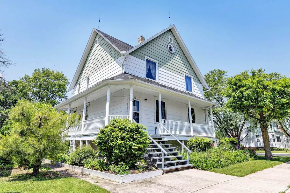 Luxemburg, WI 54217,507 1ST STREET