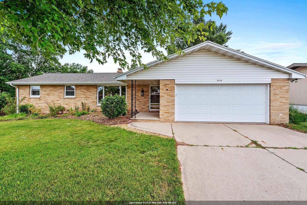 2416 S RIDGE ROAD, Green Bay, WI 54304