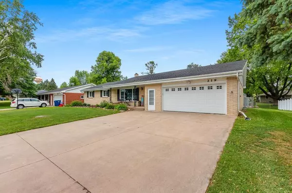 219 MARIA STREET, Luxemburg, WI 54217