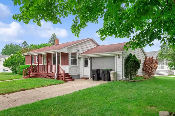 Menominee, MI 49858,3104 16TH STREET