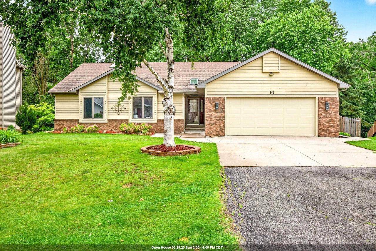 14 SPRINGBROOK CERCLE DRIVE, Appleton, WI 54914