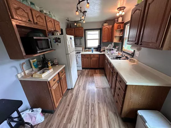 Clintonville, WI 54929,118 ROBERT STREET